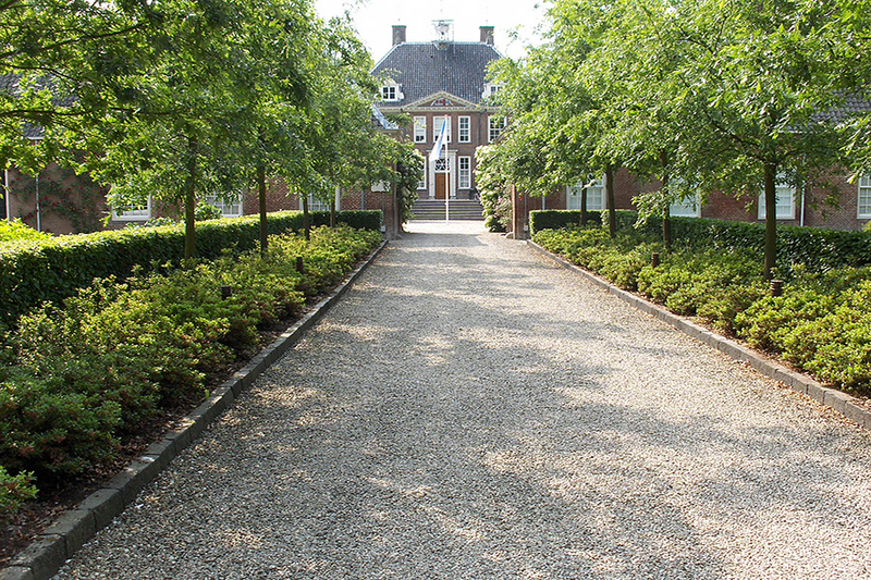 kasteel-rijnhuizen1.jpg